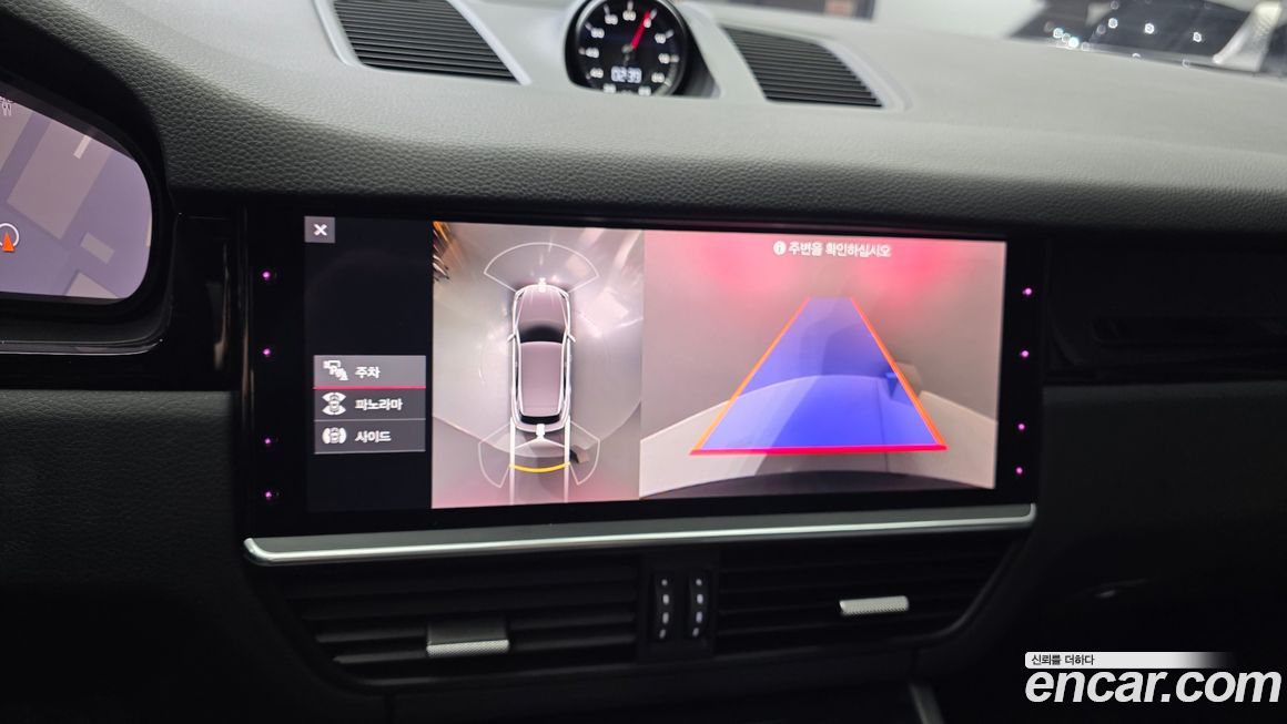 Porsche Cayenne 2021