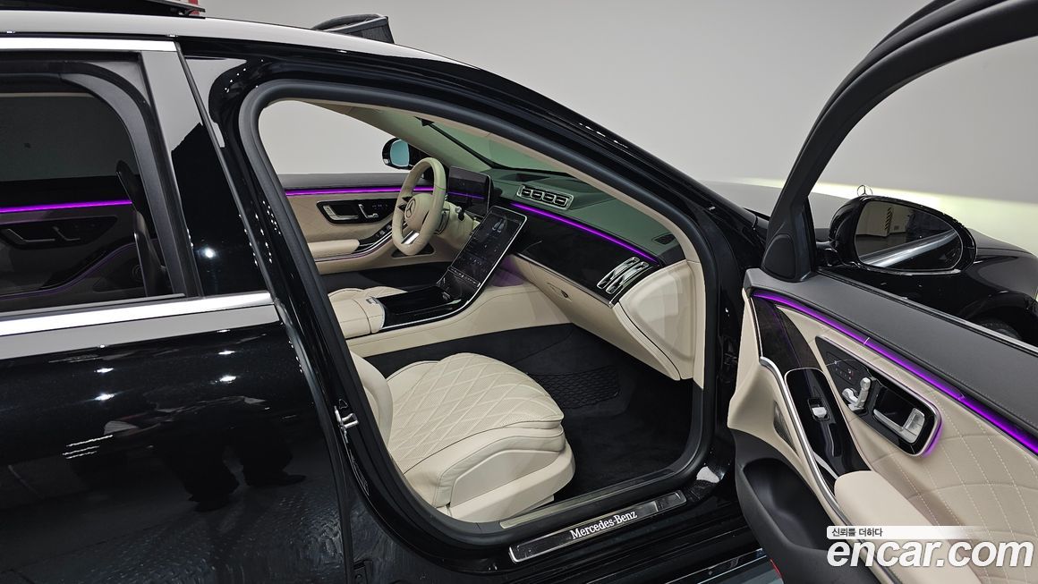 Mercedes-Benz S-Class 2021