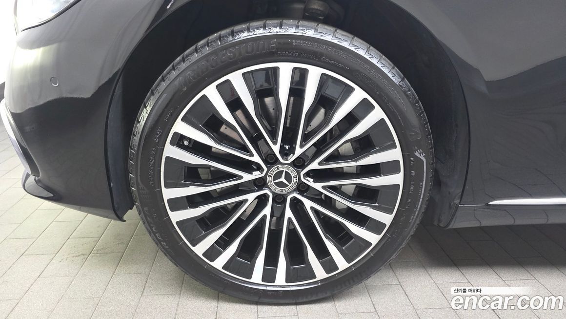 Mercedes-Benz S-Class 2022