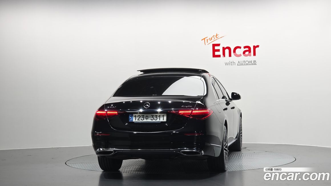 Mercedes-Benz S-Class 2022