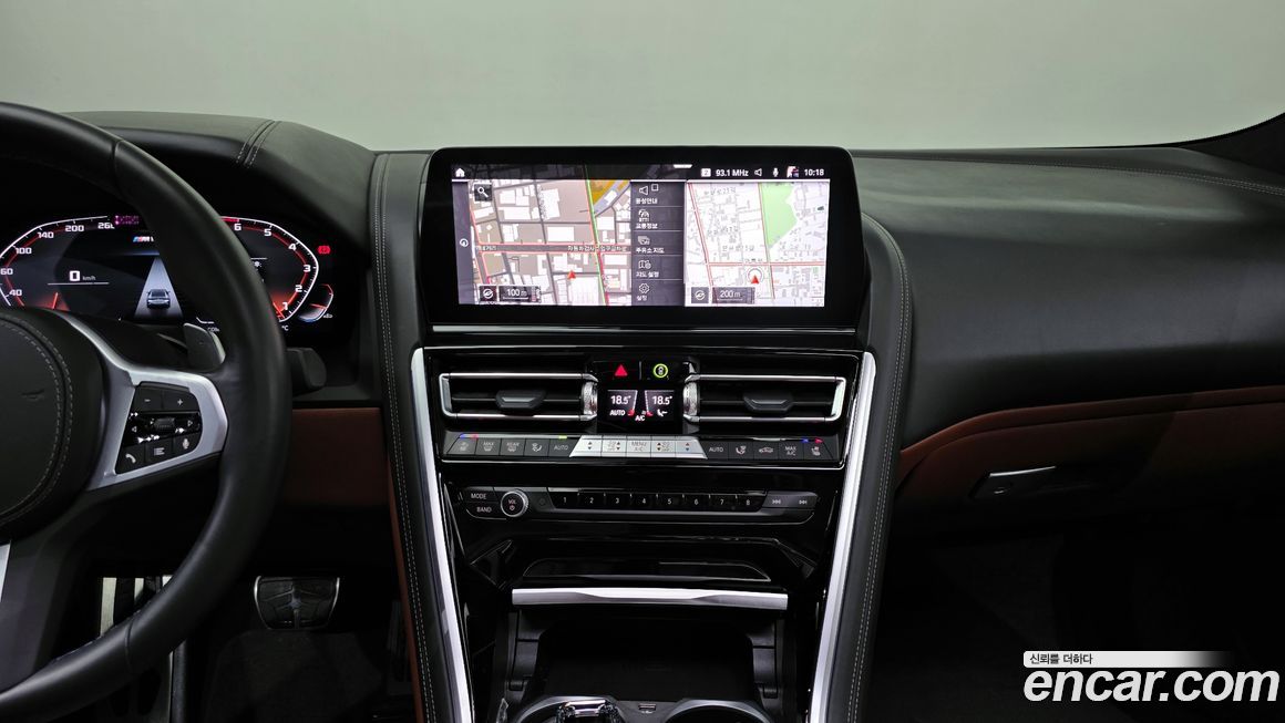BMW 8-Series 2024