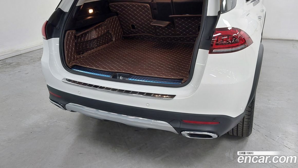 Mercedes-Benz GLE-Class 2023