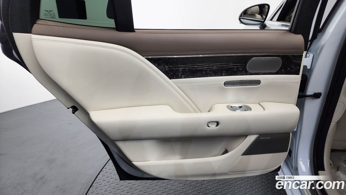 Genesis G90 2023