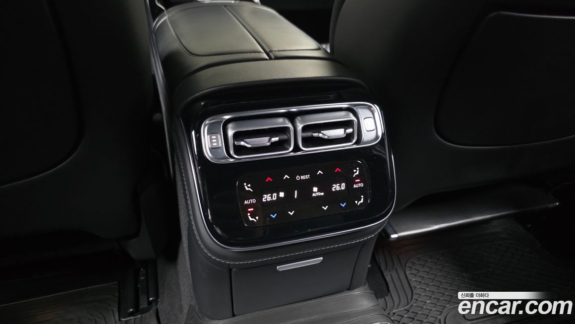 Mercedes-Benz S-Class 2021