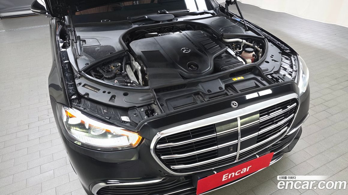 Mercedes-Benz S-Class 2022