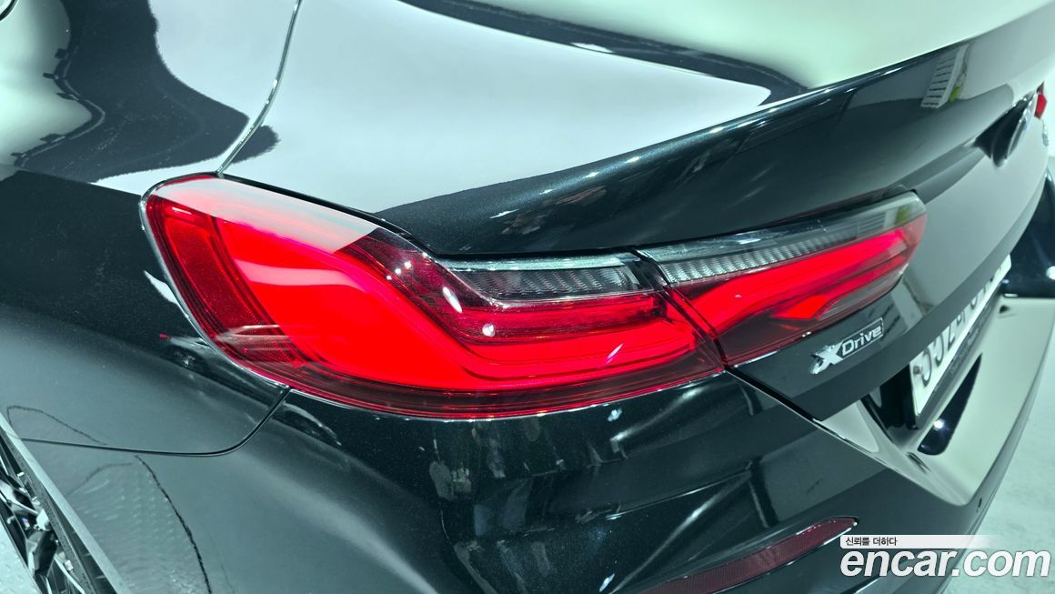 BMW 8-Series 2024