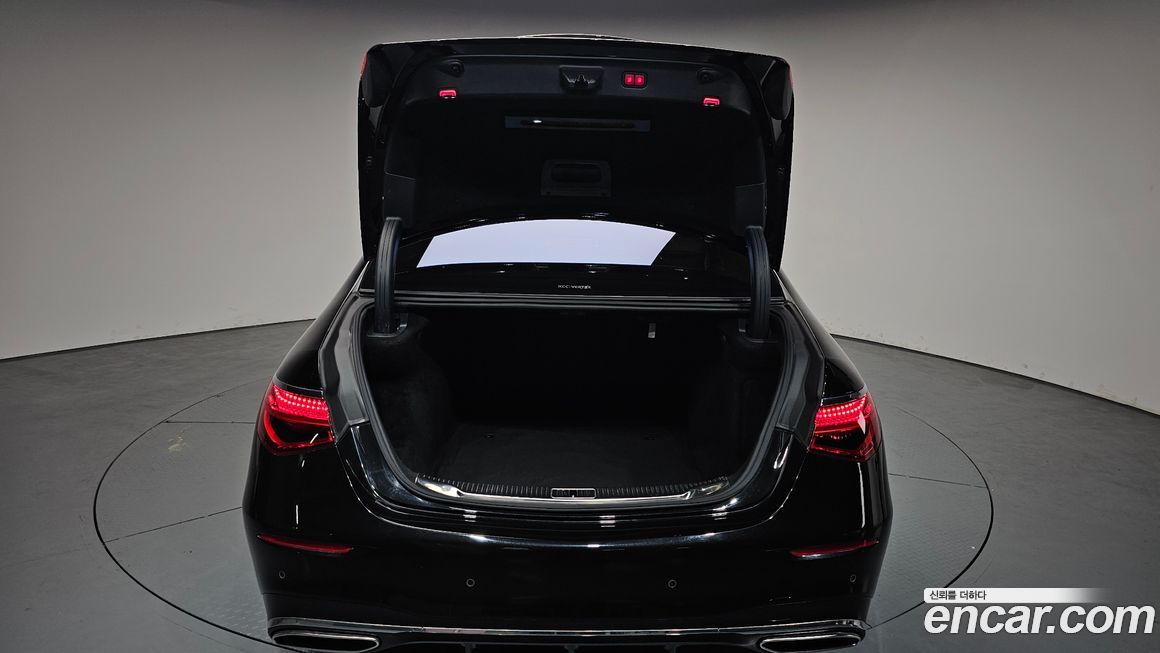 Mercedes-Benz S-Class 2021