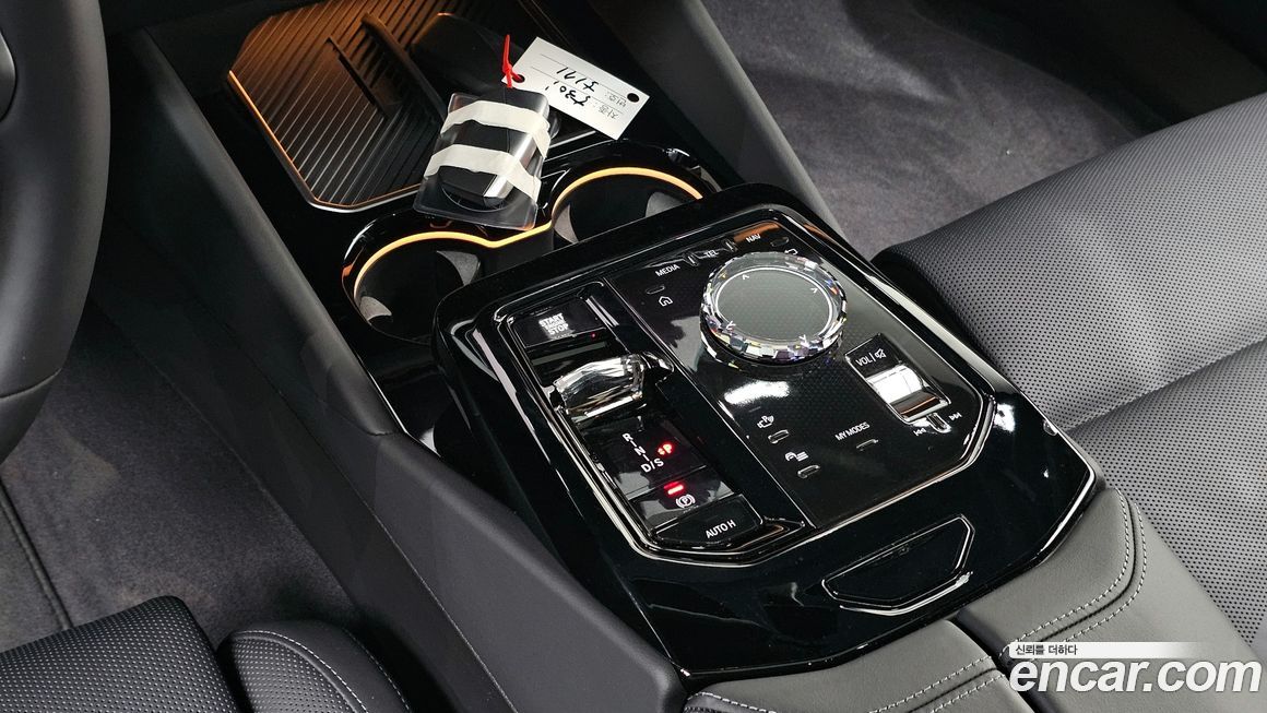 BMW 5-Series 2025