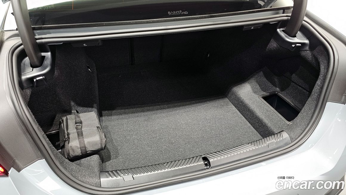 BMW 5-Series 2025