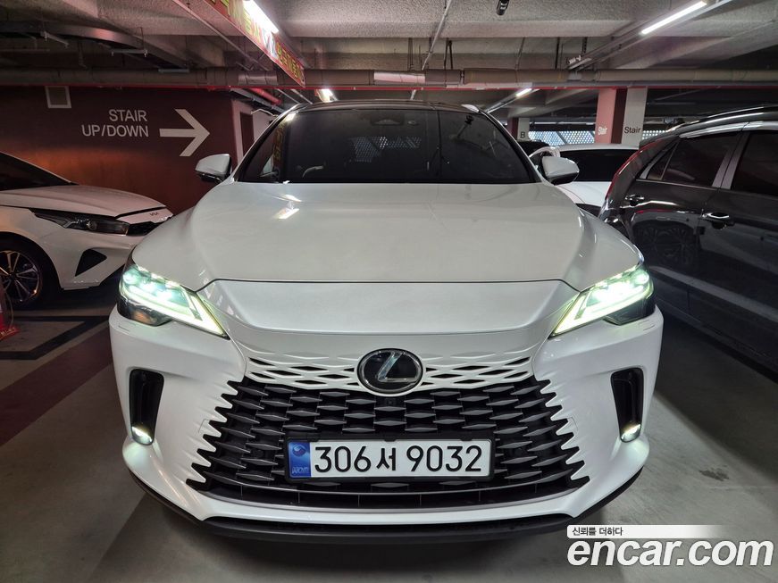 Lexus RX 2024