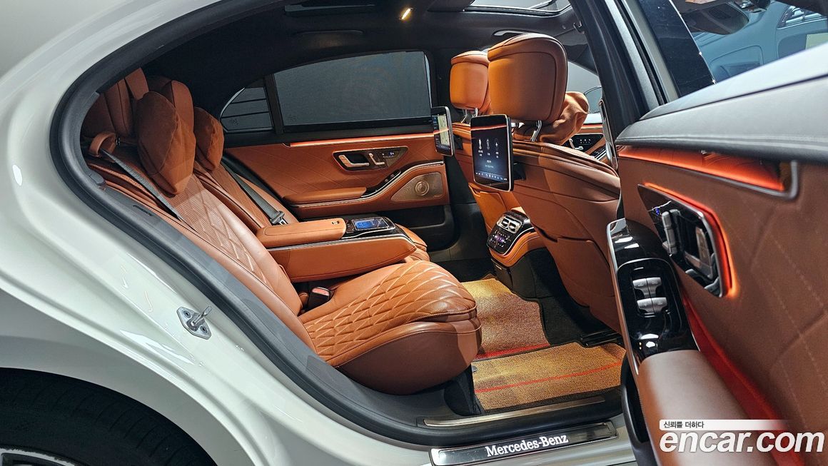 Mercedes-Benz S-Class 2021