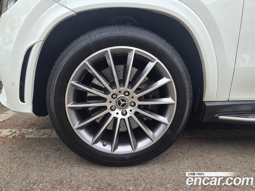 Mercedes-Benz GLE-Class 2023