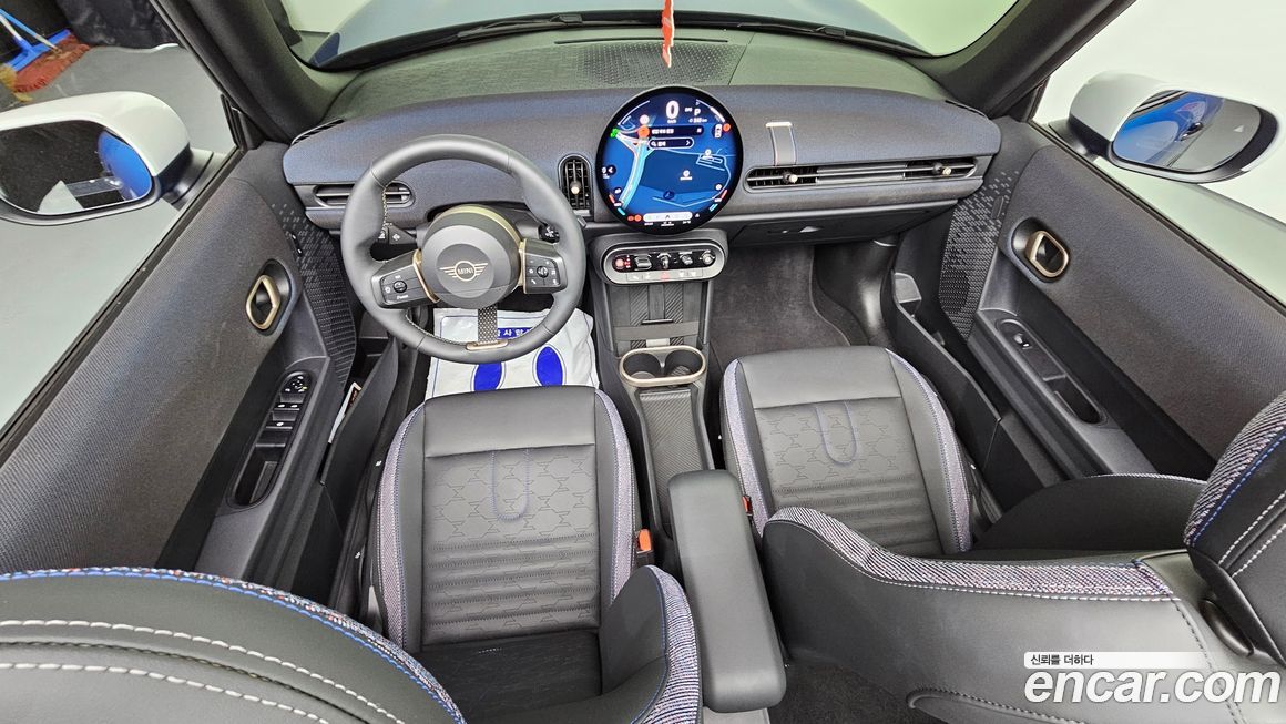 Mini Cooper Convertible 2025