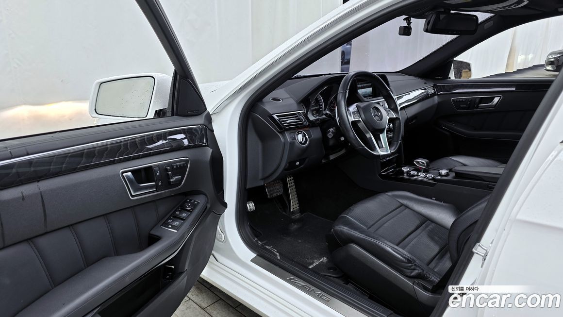 Mercedes-Benz E-Class 2013