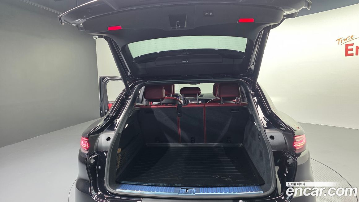 Porsche Cayenne 2022