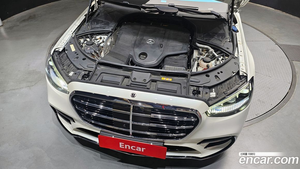 Mercedes-Benz S-Class 2021