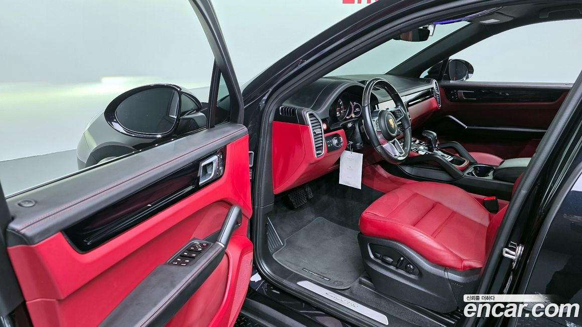 Porsche Cayenne 2022