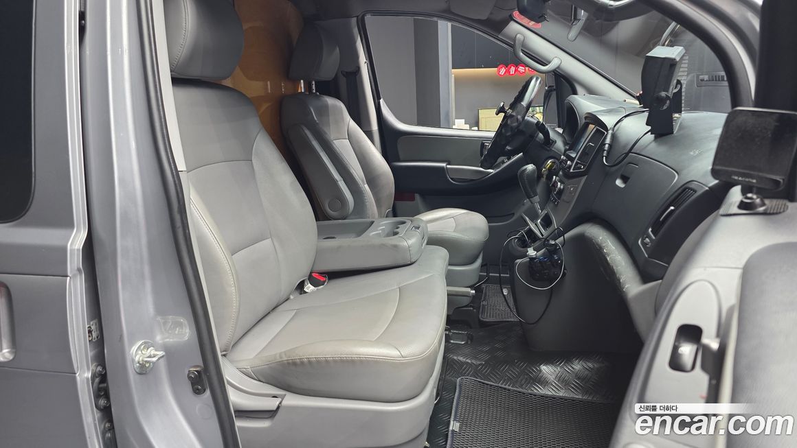 Hyundai Starex 2020
