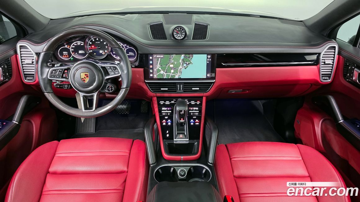 Porsche Cayenne 2022