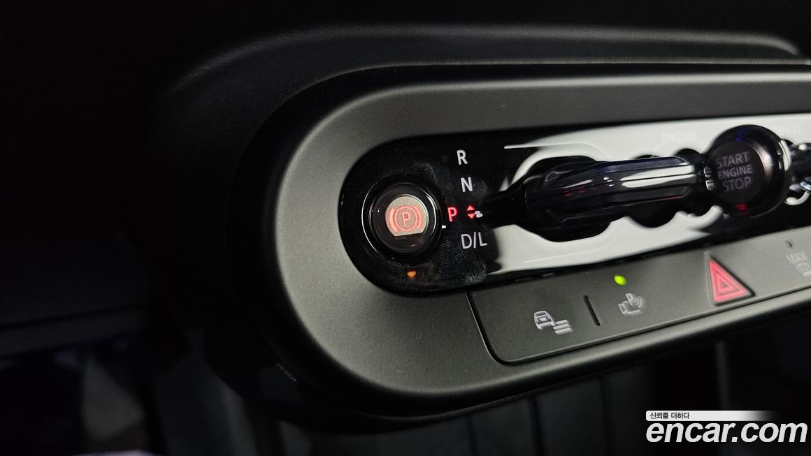 Mini Cooper Convertible 2025