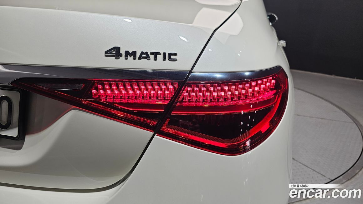 Mercedes-Benz S-Class 2021