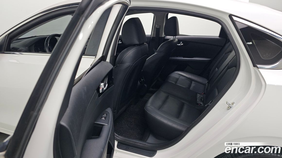 Kia K3 2019