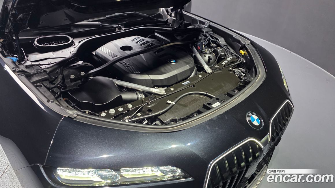 BMW 7-Series 2024