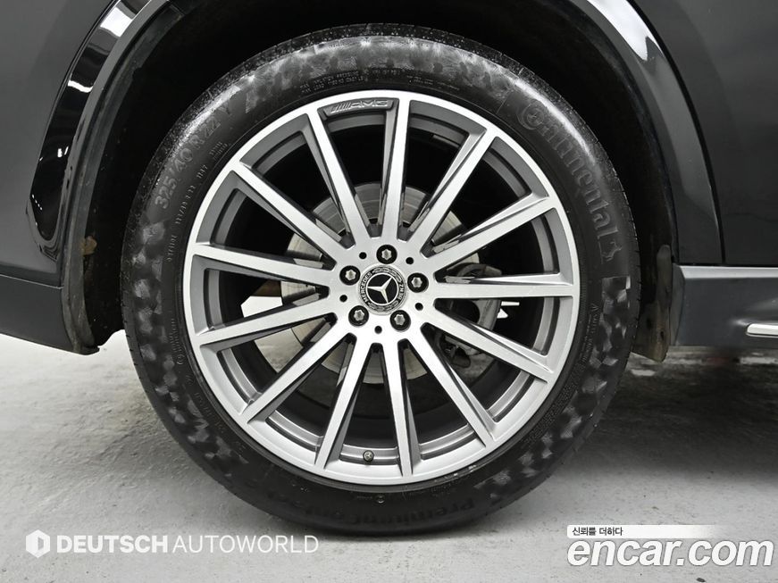 Mercedes-Benz GLS-Class 2023