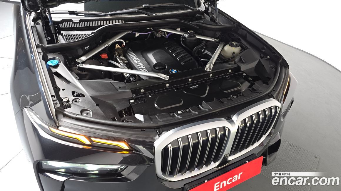 BMW X7 2025