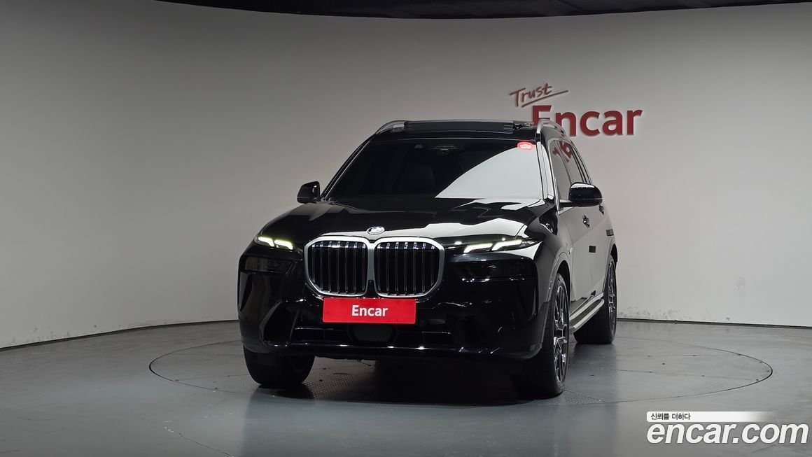 BMW X7 2025