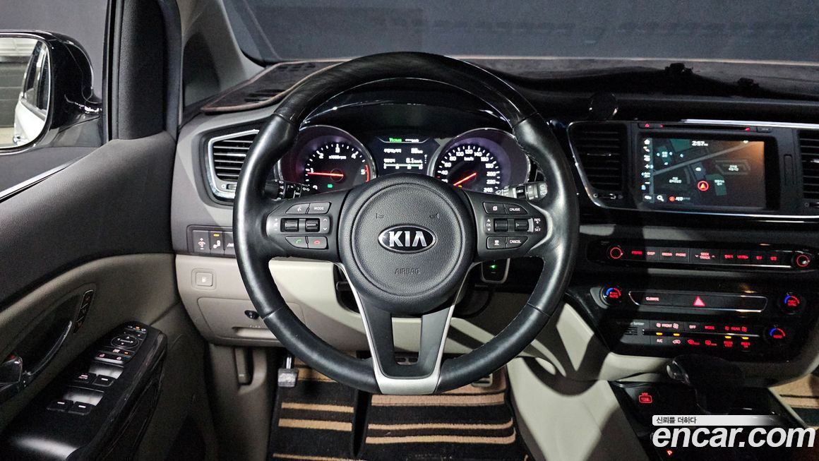 Kia Canival 2018