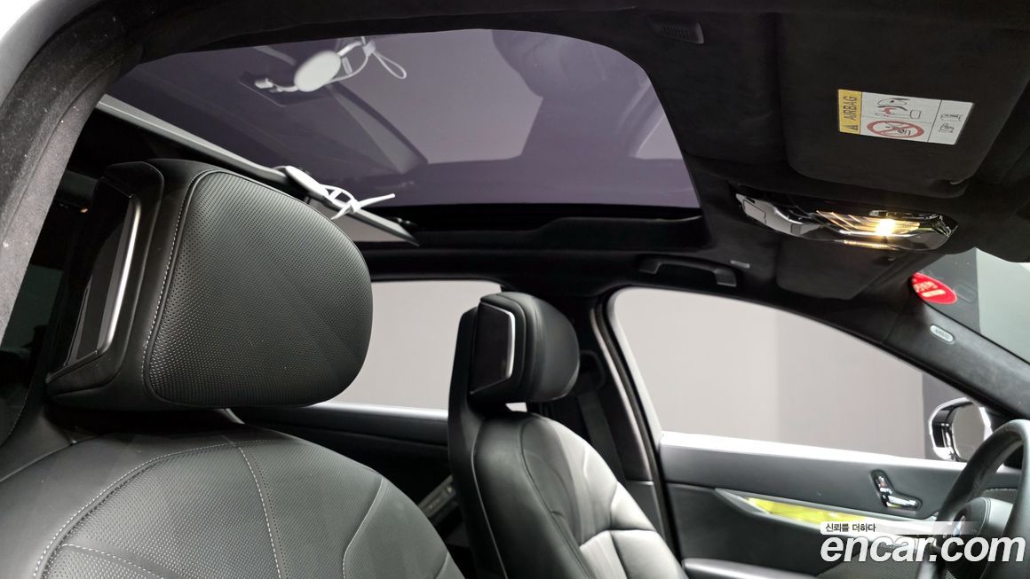 BMW 7-Series 2023