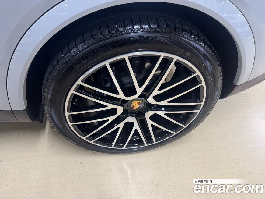 Porsche Cayenne 2024