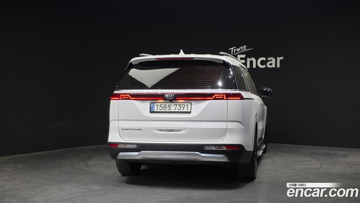 Kia Canival 2021