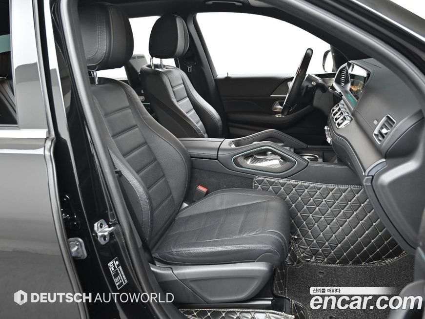 Mercedes-Benz GLS-Class 2023