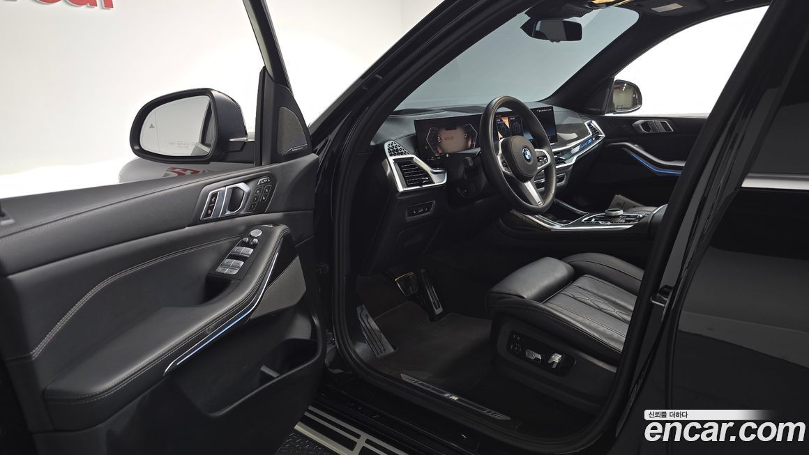 BMW X7 2025
