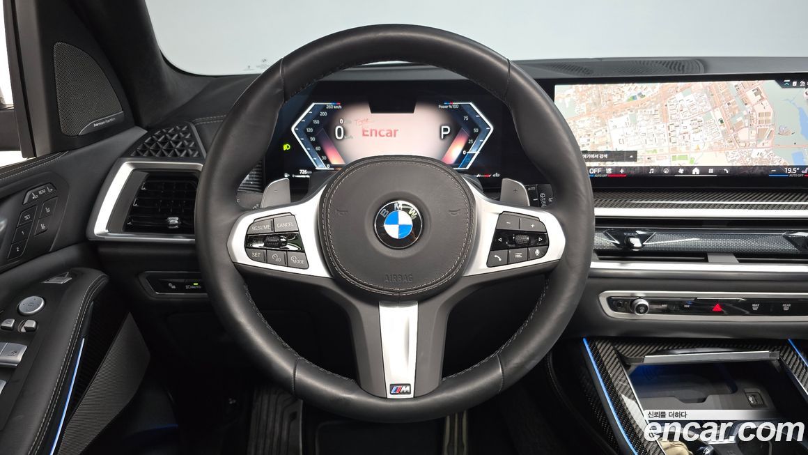 BMW X7 2025