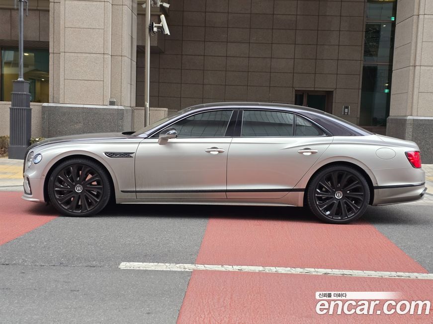 Bentley Flying Spur 2026