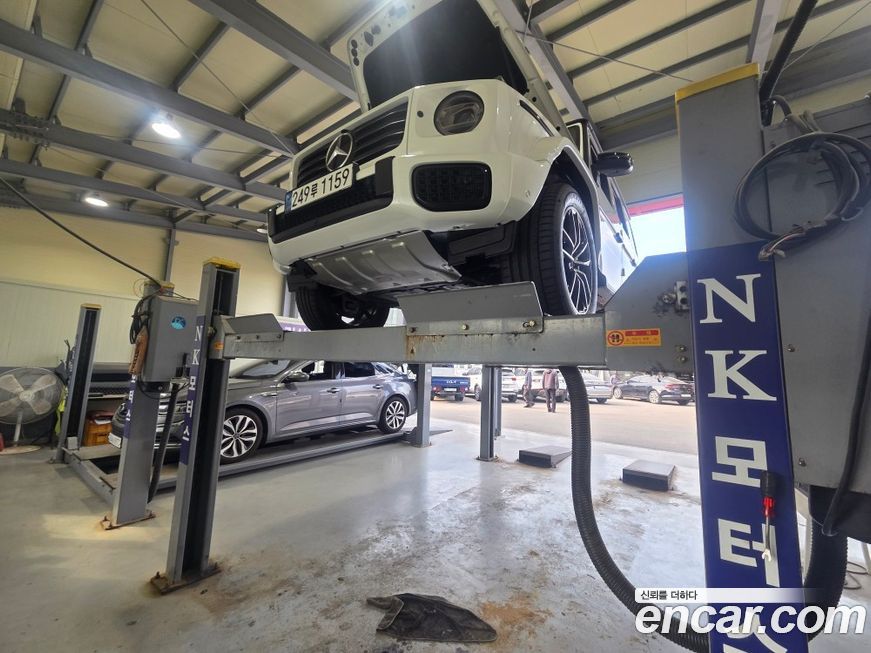 Mercedes-Benz G-Class 2025