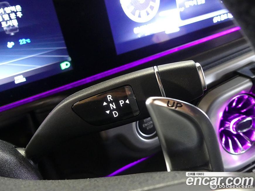 Mercedes-Benz G-Class 2024