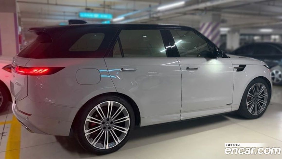 Land Rover Range Rover Sport 2025