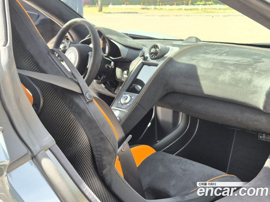 Mclaren 675LT 2016