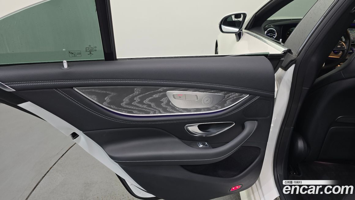 Mercedes-Benz CLS-Class 2021
