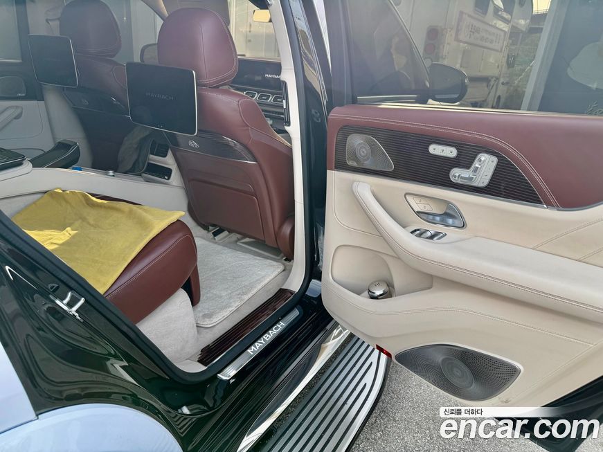 Mercedes-Benz GLS-Class 2021