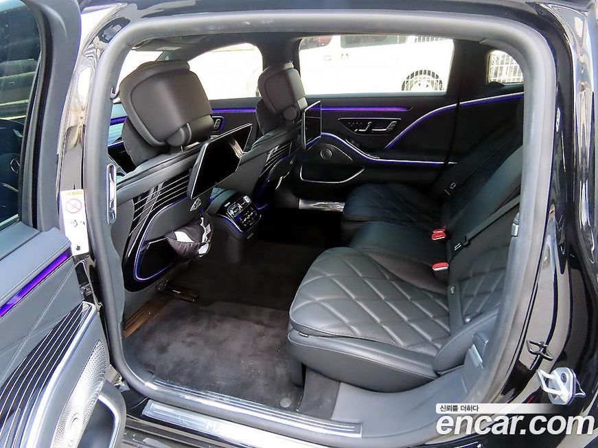 Mercedes-Benz S-Class 2023