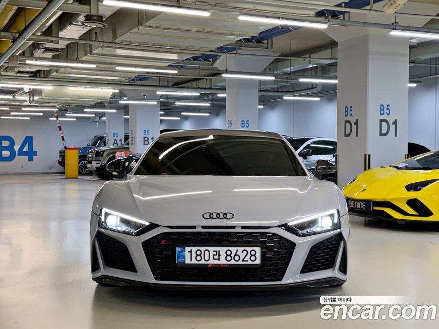 Audi R8 2021