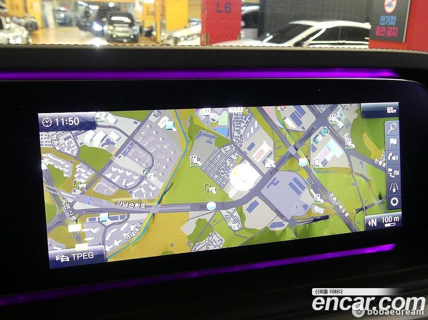 Mercedes-Benz G-Class 2024