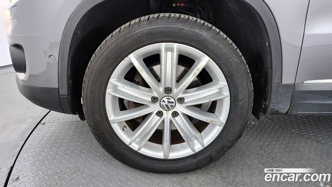 Volkswagen Tiguan 2014