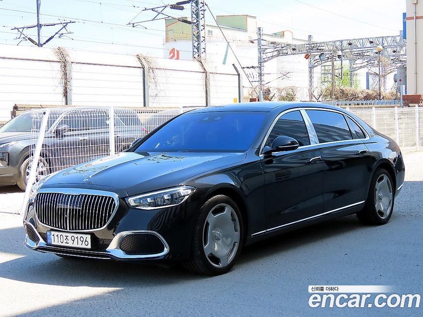 Mercedes-Benz S-Class 2023