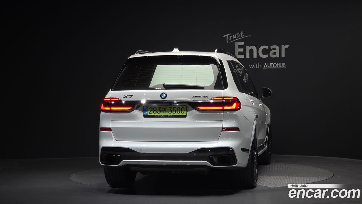 BMW X7 2025